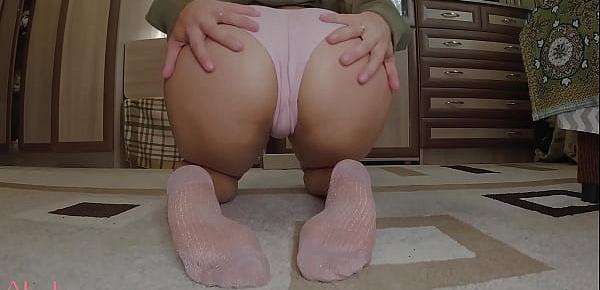  Cute Student Masturbates In Pink Panties